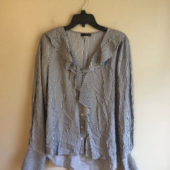 Renuar medium long sleeved top - Picture 1 of 4